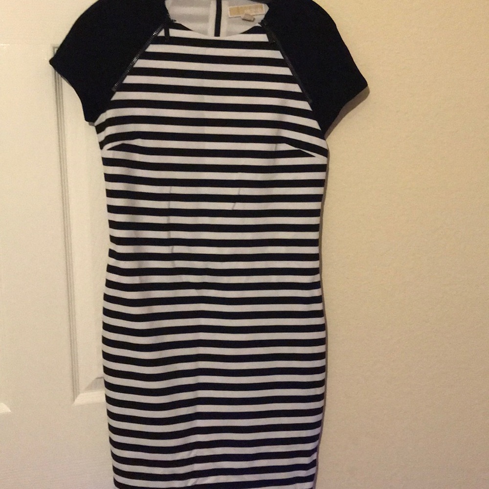Michael Kors- Black and white dress